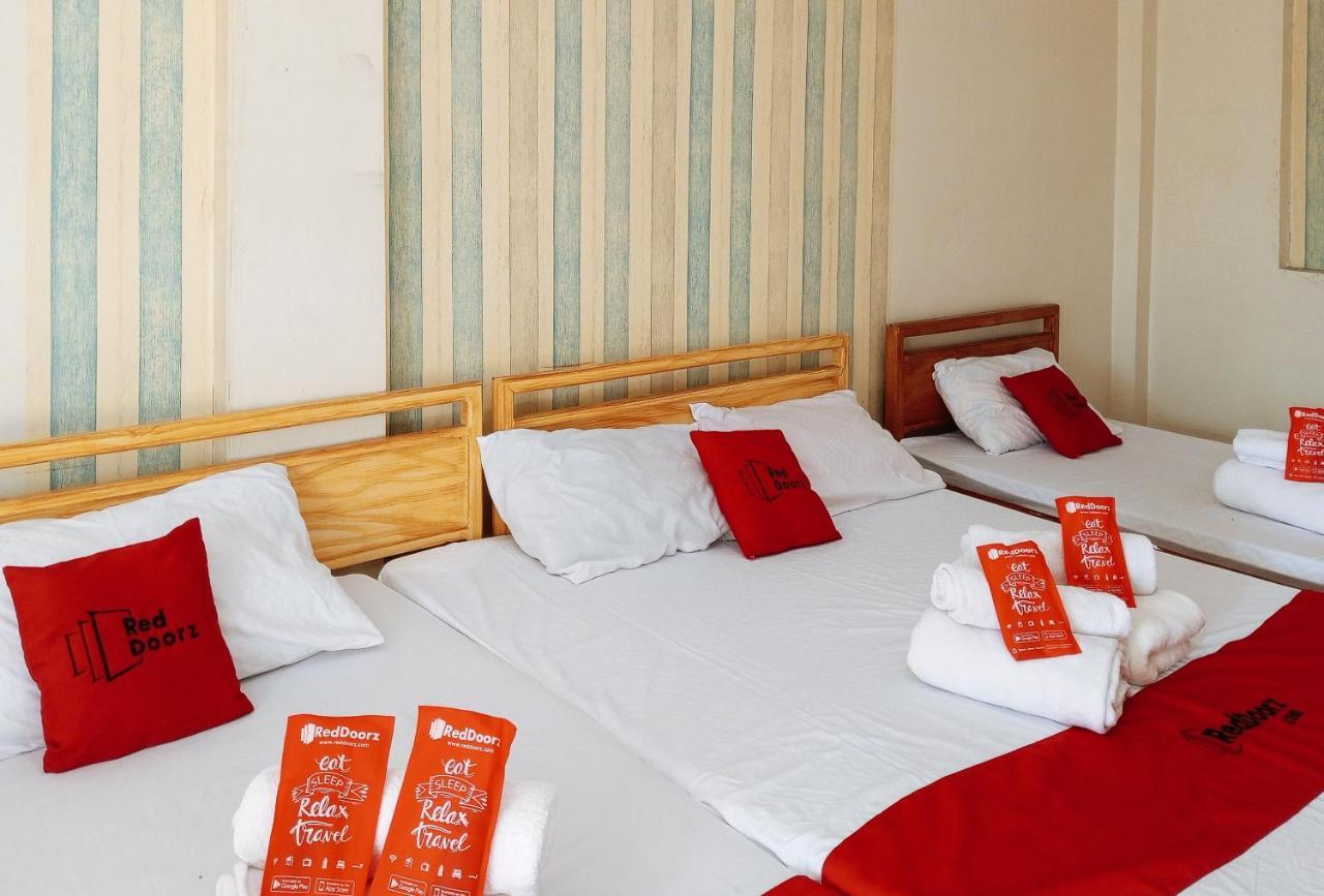 Reddoorz Near Davao Airport Hotel Exterior photo